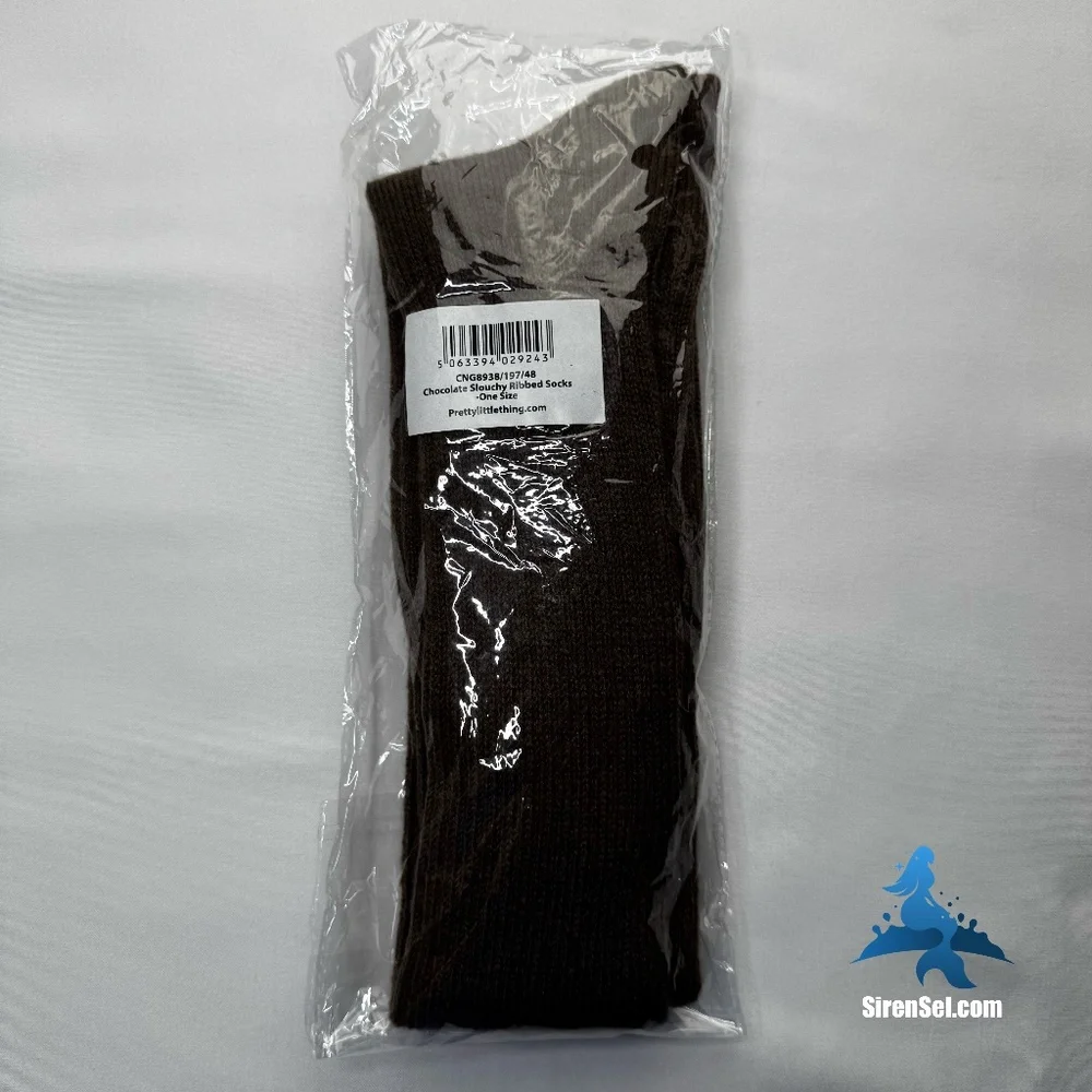 1187 NWT PrettyLittleThing Chocolate Slouchy Ribbed Socks – OS – Brown